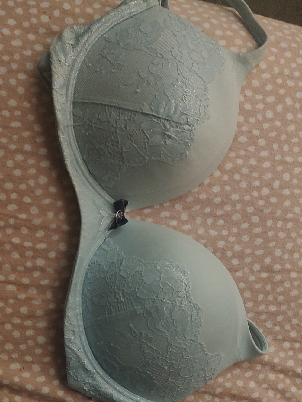 Victoria's Secret Pale Blue Lace-Trim Bra38c